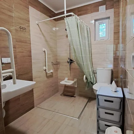 Tyfami - Dom 2 Prázdninový dům *